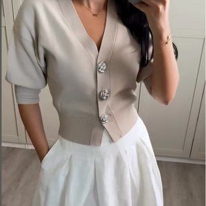 Zara Women PLAIN KNIT FLOWER BUTTON CARDIGAN XS S Beige NWT 5536/116